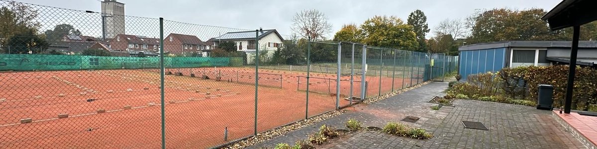 Tennisanlage winterfest gemacht